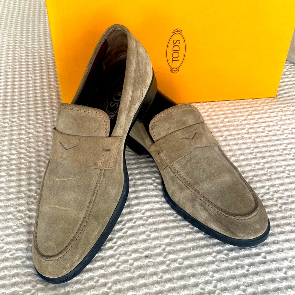 Tod’s Oxford suede excellent condition with robber soles